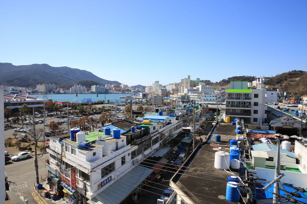 Dorcas Tourist Hostel Tongyeong Exterior photo